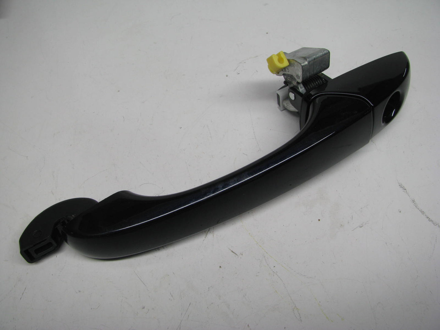 New BLACKBERRY Exterior LEFT Door Handle OEM For 12-13 Town & Country 1NA53HBVAD