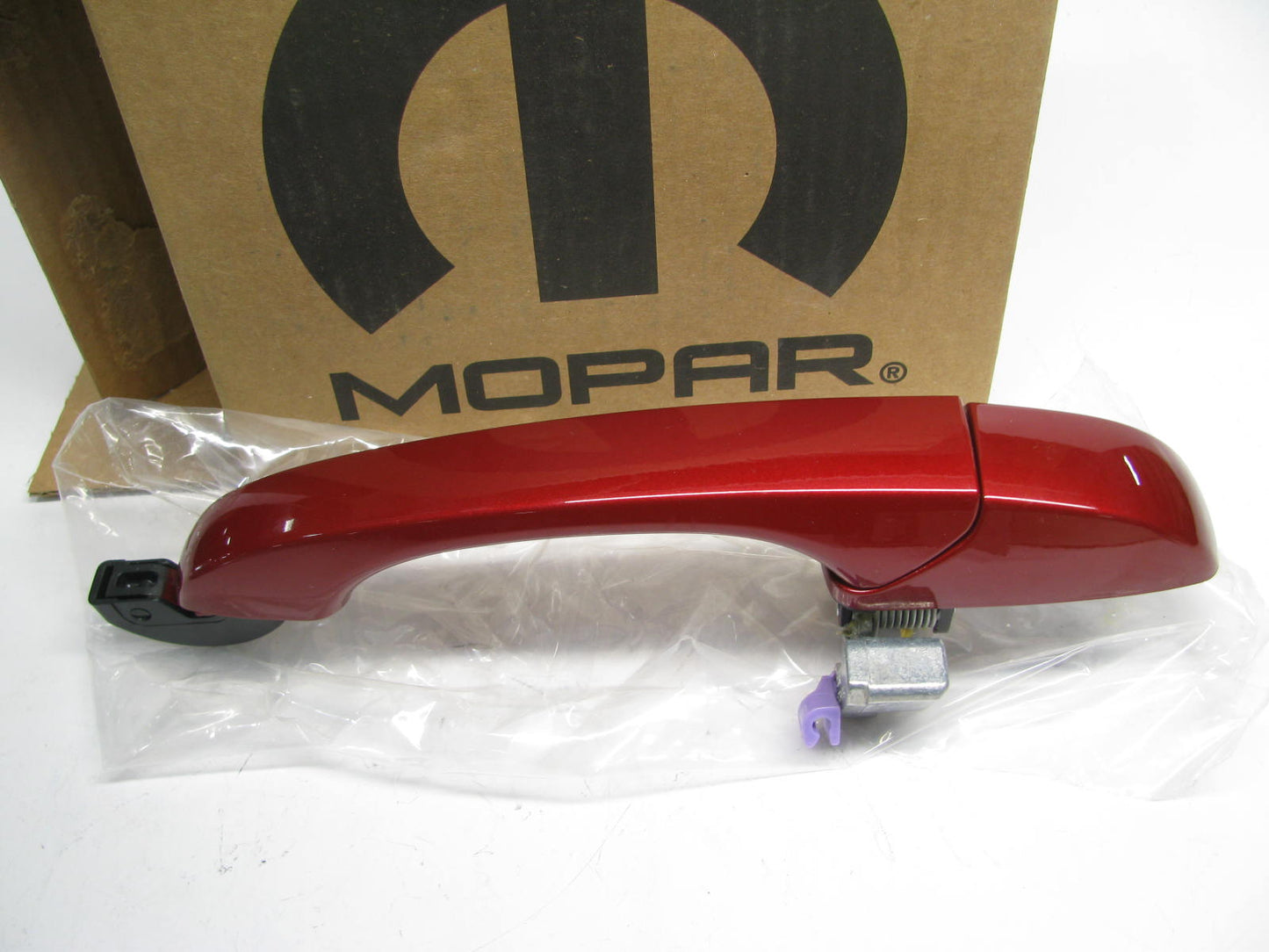 NEW - OEM 1NA54ARHAD Front Right Door Handle Inferno Red Crystal Pearl Coat