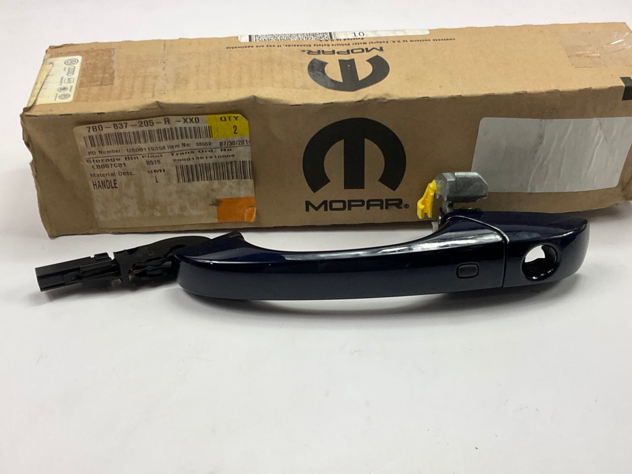 Mopar 1VT35KBUAC Mariner Blue Left Door Handle OEM 12-14 VW Routan W/ Keyless