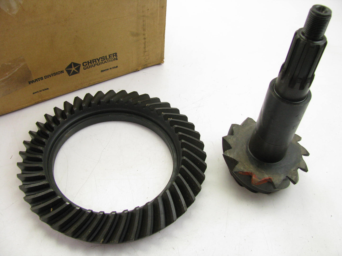NOS OEM For 1957-1967 Mopar 2070817 Rear Diff Ring & Pinion 3.23 Gear Ratio