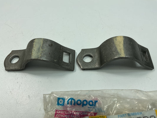 (2) Mopar 4014080 Sway Bar Bushing Retainer Straps, Extra Duty / Firm Feel Susp.