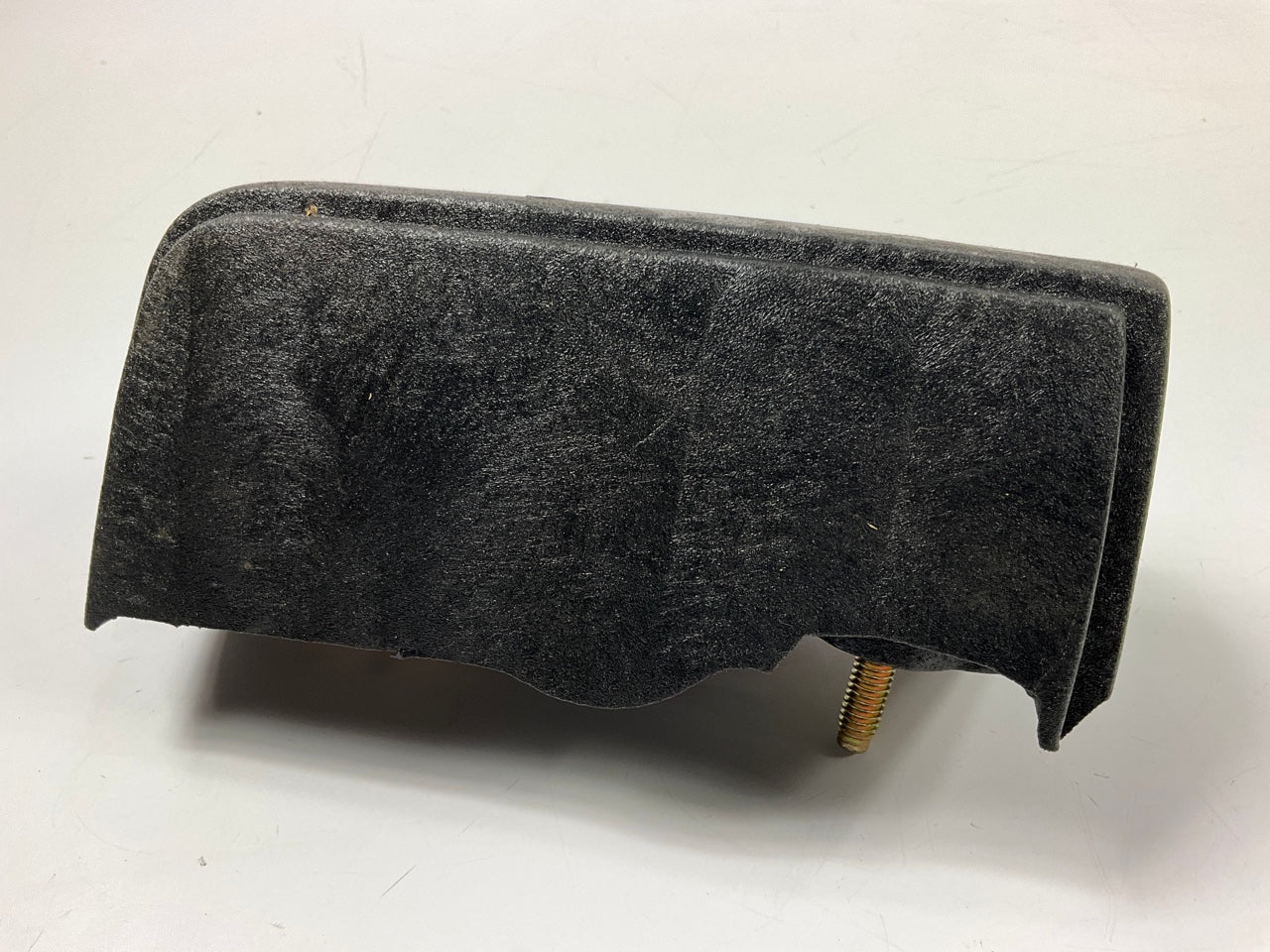 NOS OEM Mopar 4194566 Rear Bumper Right End Cap Guard OEM For 85-89 Fifth Avenue