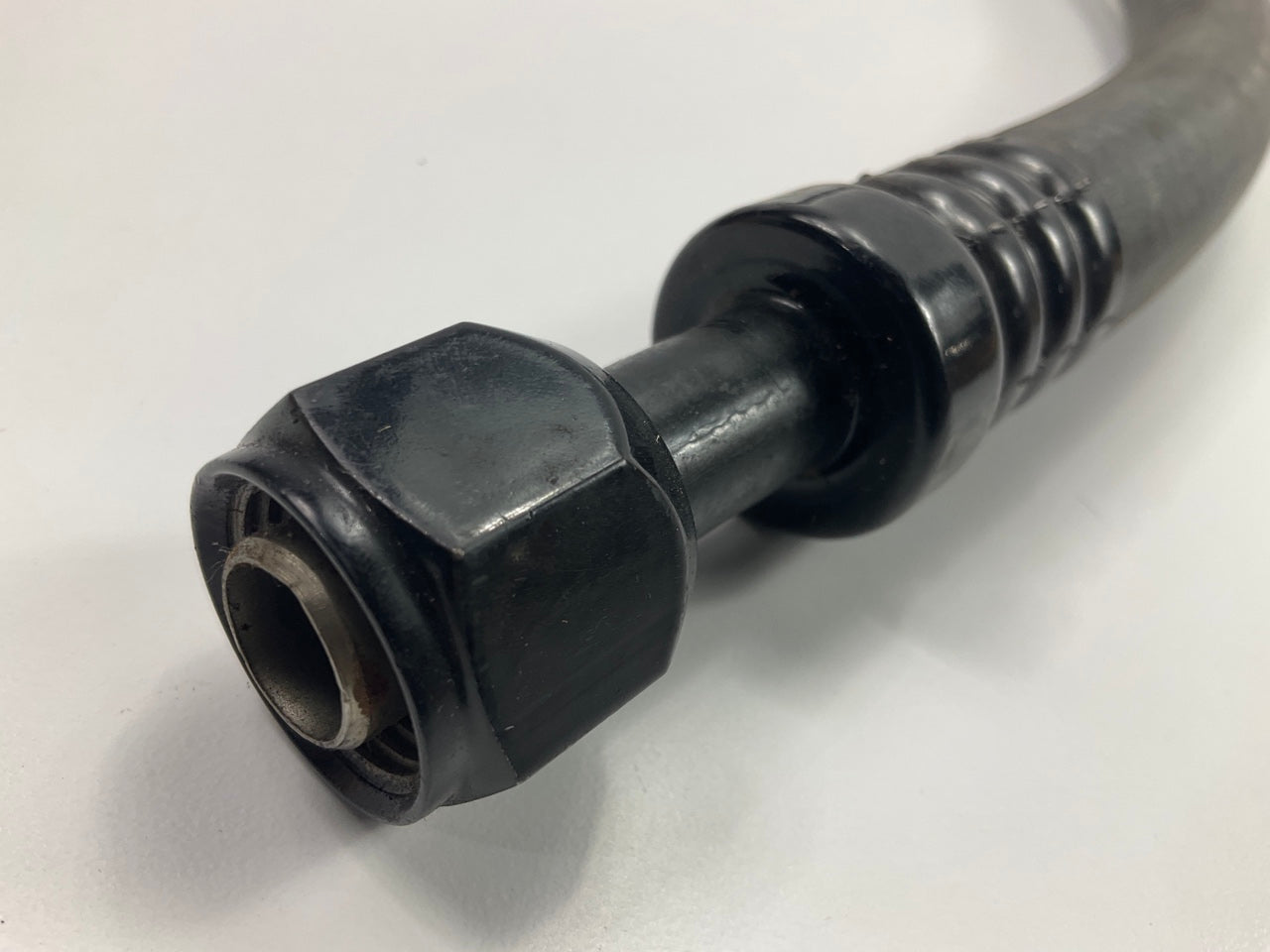 NOS OEM Mopar 4261311 A/C Refrigerant Suction Hose For 1985 Dodge B150 B250 B350