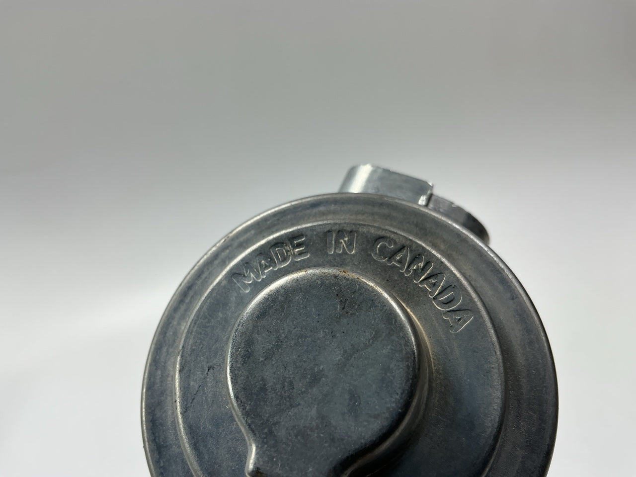 NOS OEM Mopar 4287827AB EGR Valve For 1997-2000 Stratus, Breeze 2.0L