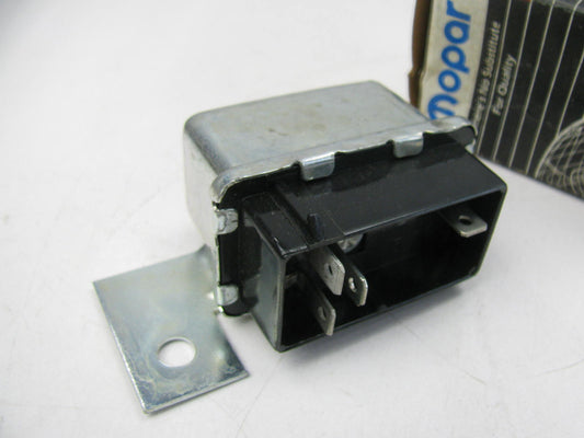 NEW GENUINE 4339495 A/C Compressor Cut-Out Relay 4221576 For Mopar