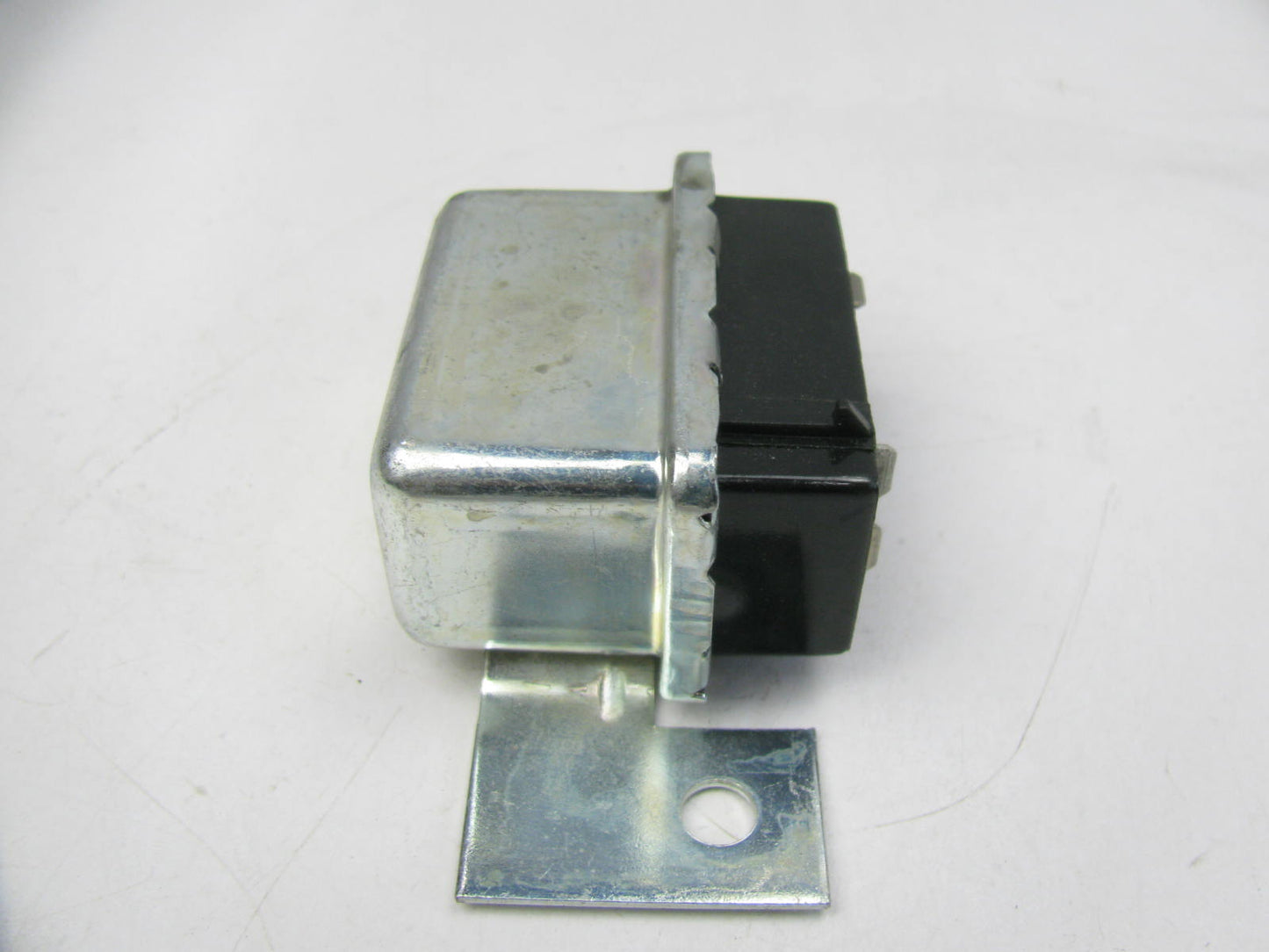 NEW GENUINE 4339495 A/C Compressor Cut-Out Relay 4221576 For Mopar