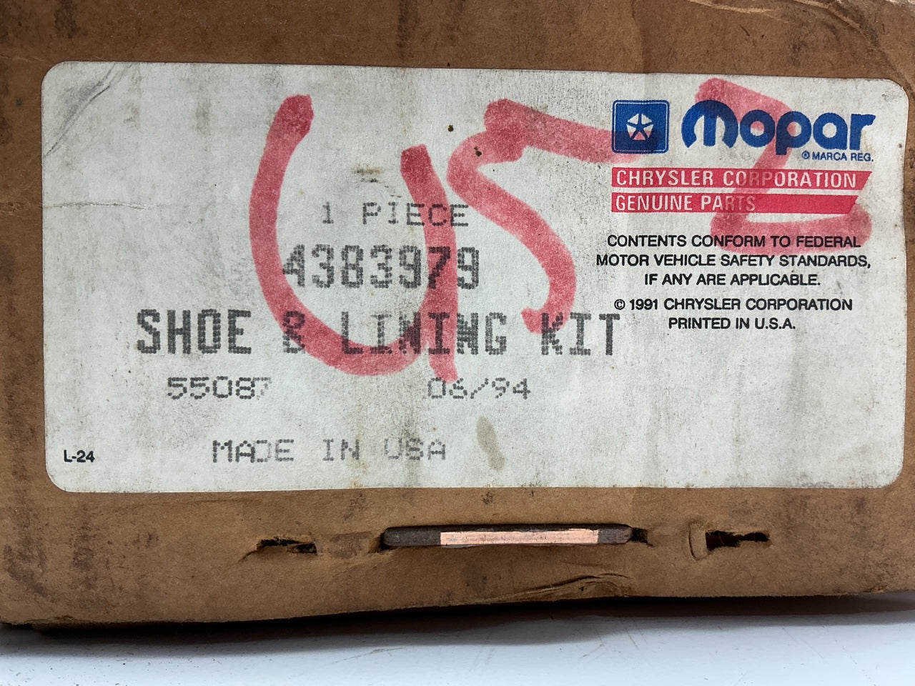NOS OEM Mopar 4383979 Front Brake Pads For 1988-1989 New Yorker, Dynasty
