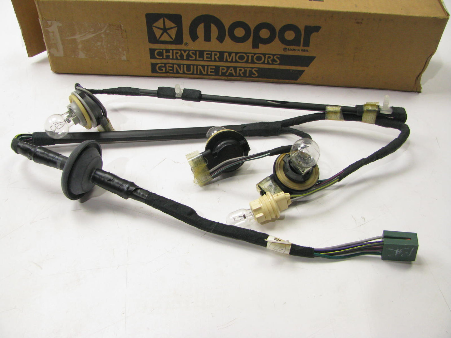 NEW - OEM Mopar 4414846 Taillight Wiring Harness For 1989 Chrysler New Yorker