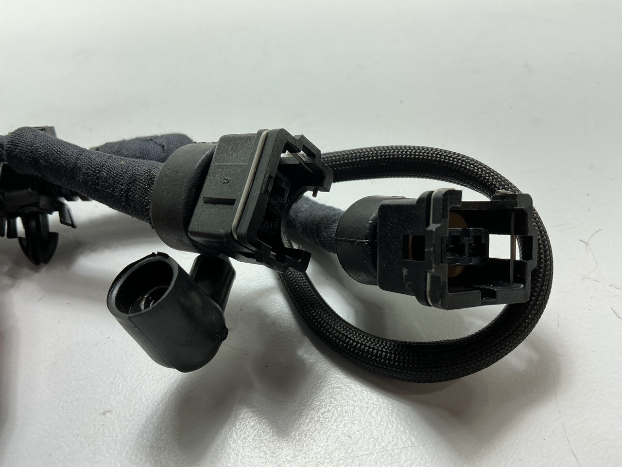 NOS OEM Mopar 4481113 Engine Fuel Rail Wire Wiring Harness For 1990 Dodge 3.3L