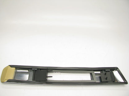 OEM  Left Front Side Marker Surround Moulding 04494735 For 1988 Dynasty