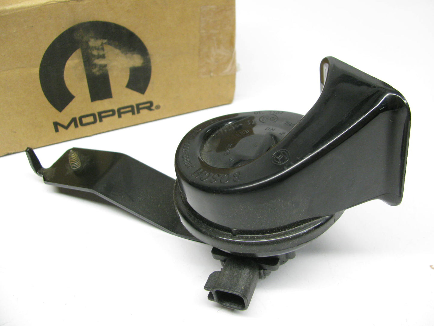 NEW OEM For Mopar 4609108AB Horn