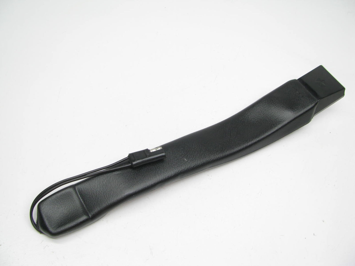NOS OEM 4636761 Front Seat Belt Buckle Black For 84-96 Jeep Cherokee, Comanche