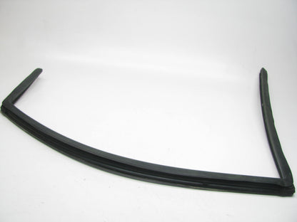 OEM Window Glass-Rear Door-Run Channel Right 4646828AB