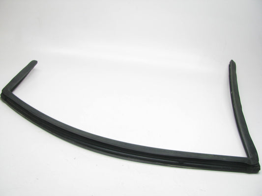 OEM Window Glass-Rear Door-Run Channel Right 4646828AB