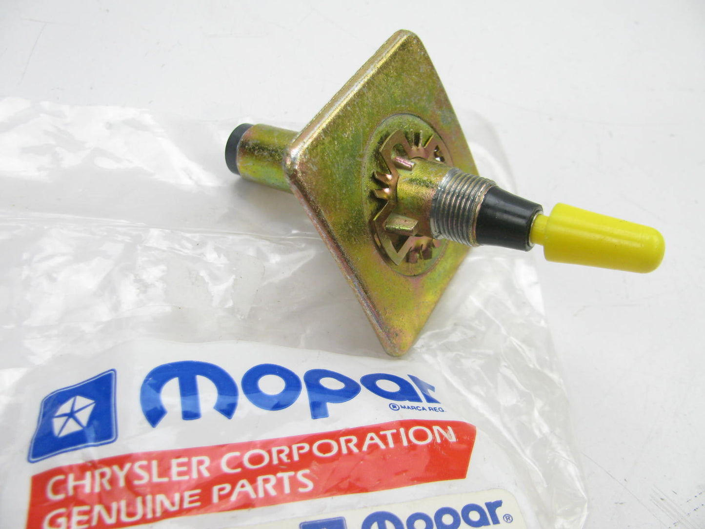 NEW - OEM Mopar 4671173 Manual Antenna Base Mount For 1996-2000 Chrysler Sebring