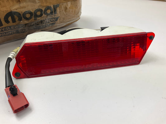 NOS OEM Mopar 4676638 Center High Mount 3rd Stop Brake Light Lamp