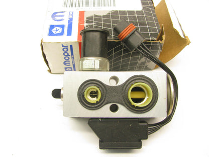NEW GENUINE OEM 4677334 A/C Expansion Valve For Mopar