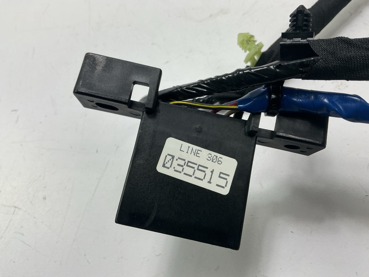 Mopar 4707552  Liftgate Wiring Wire Harness For 1997-1998 Chrysler Minivan