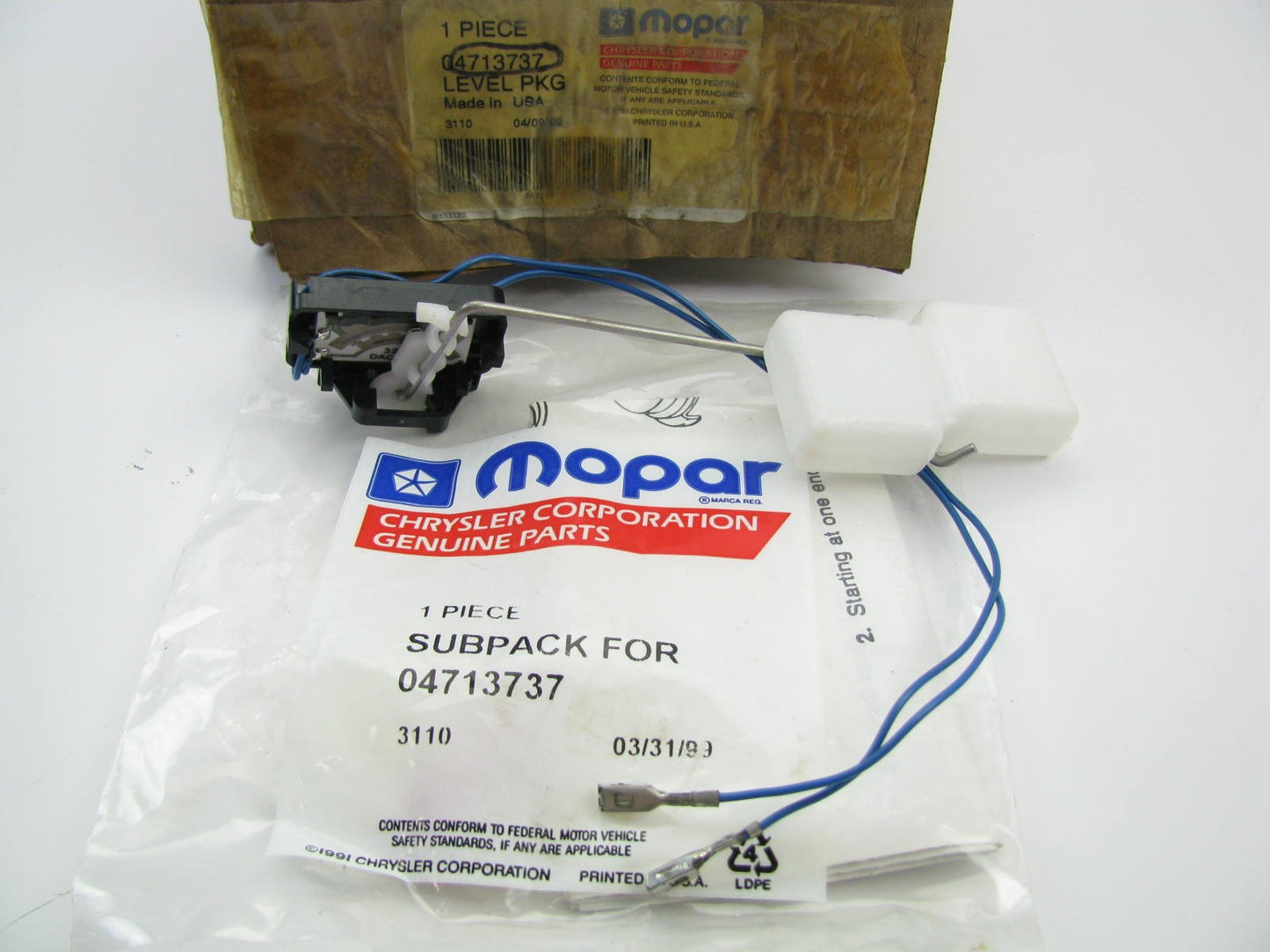 NEW GENUINE OEM Mopar 4713737 Fuel Level Sender Fuel Gauge Sending Unit