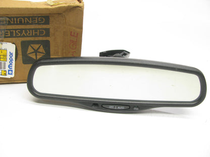 NEW - OEM 4717458 Auto Day / Night Mirror W/ Map Lamp For 2001-2002 Town Country