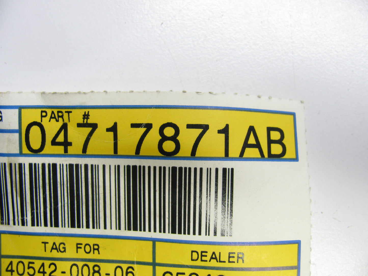 OEM  Lower Sliding Door Hinge   4717871AB