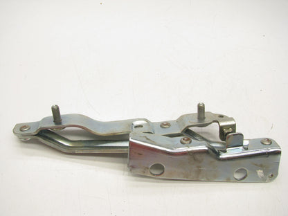 NOS OEM  Left Hood Hinge  4724541AA For  Pt Cruiser 2001-2010