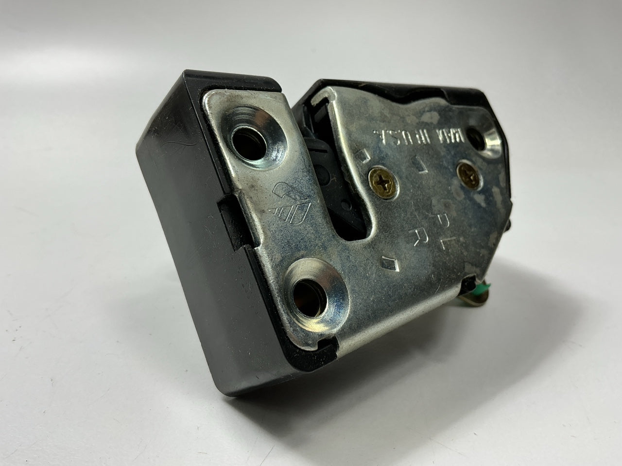 NOS OEM Mopar 4769072 Right Side Door Latch - Manual Lock (W/O Power Locks)
