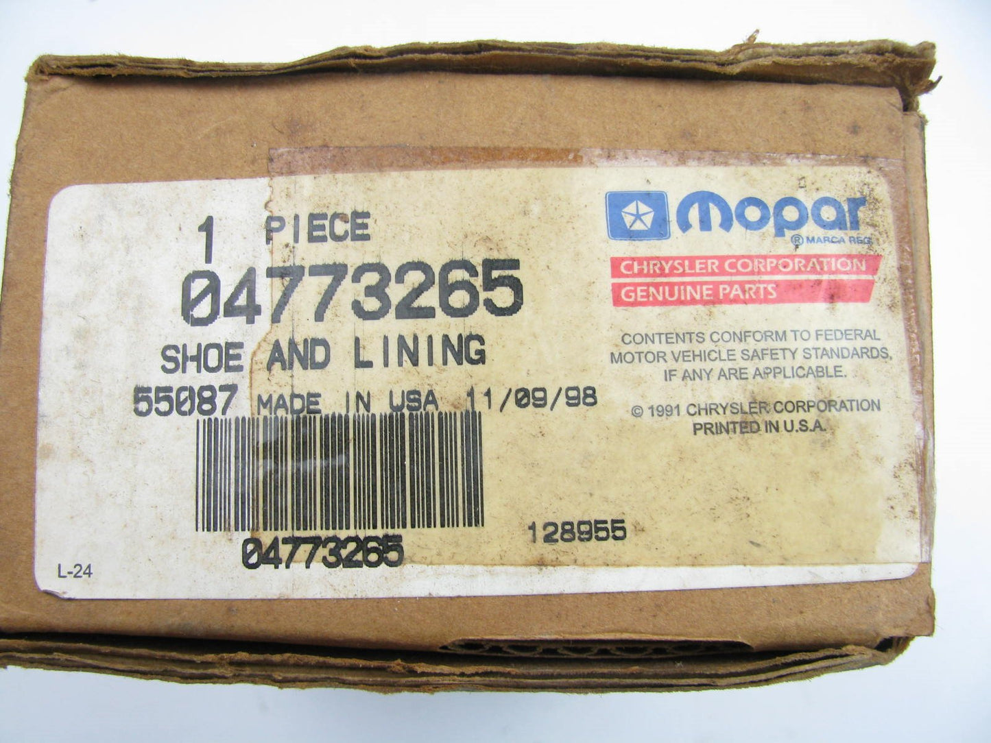 NEW GENUINE OEM 4773265 Rear Brake Pads For Mopar