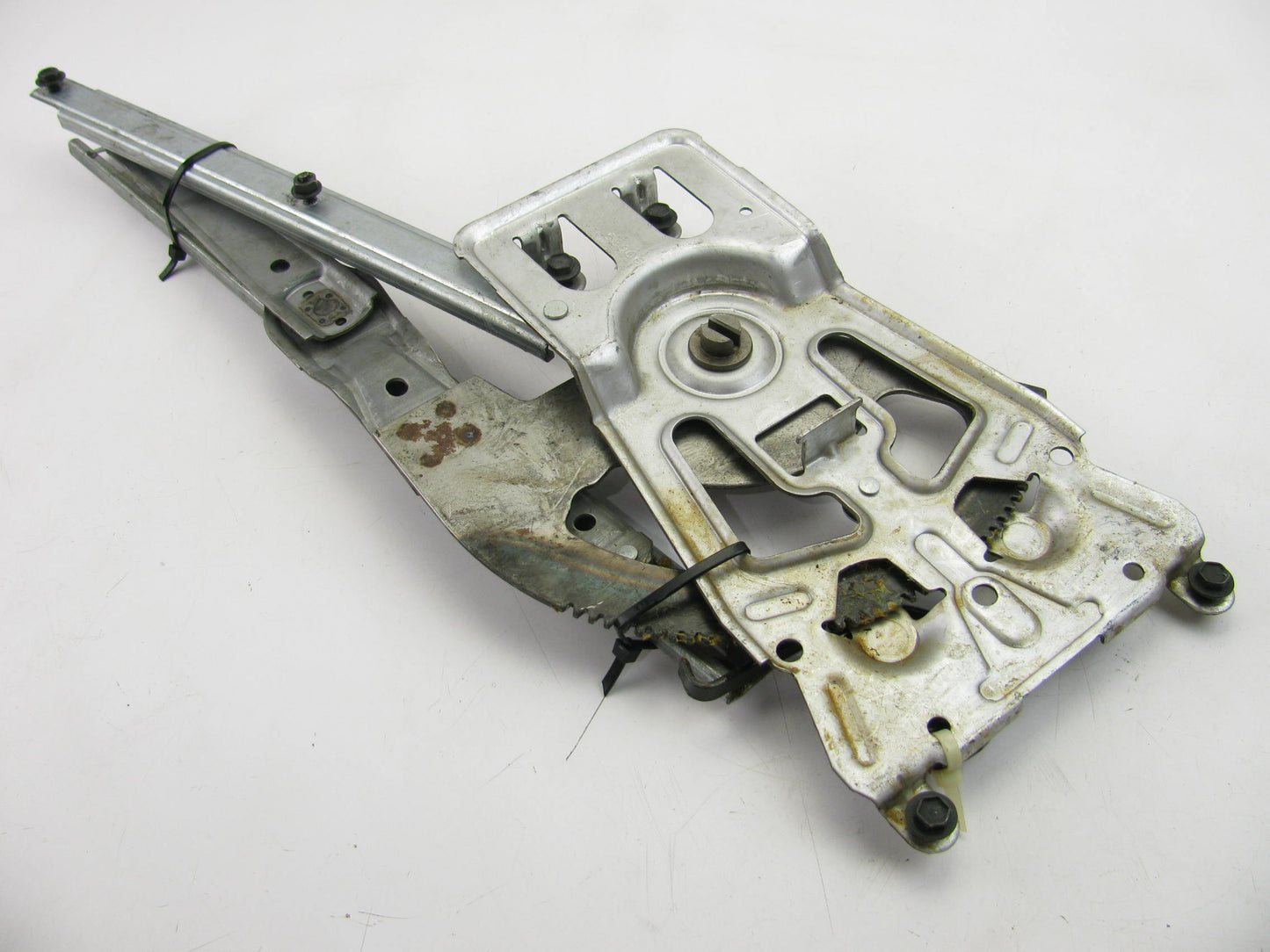 NEW GENUINE OEM 4773919 FRONT LEFT Window Regulator For Mopar