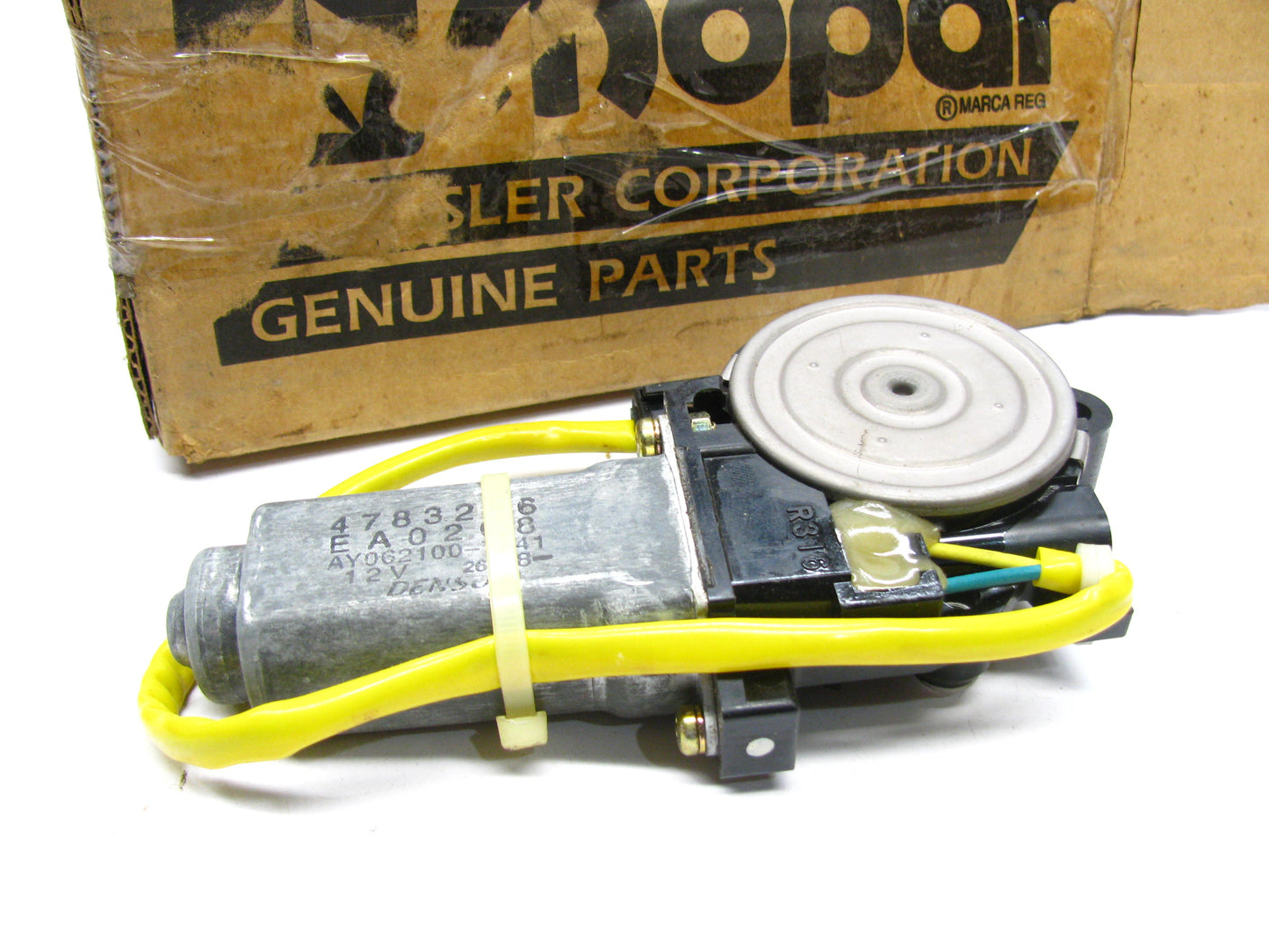 NEW GENUINE 4783276 FRONT RIGHT Power Window Motor For 1997 Neon