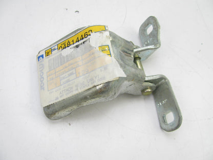 OEM  LH Front Lower Door Hinge  4814463 For 95-99 Cirrus Stratus