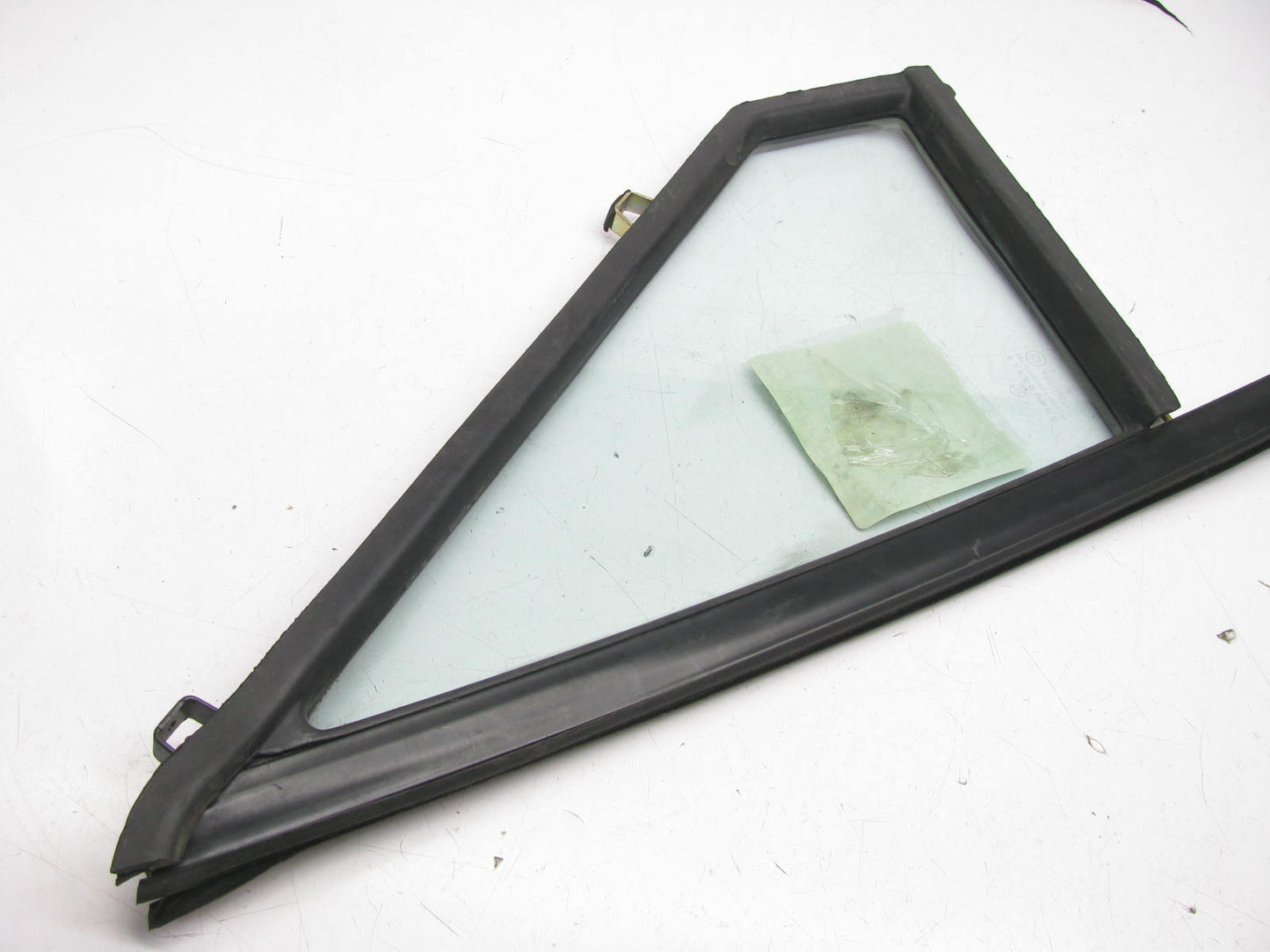 NEW GENUINE 4863935 FRONT LEFT Door Vent Glass OEM For 84-96 Jeep Cherokee
