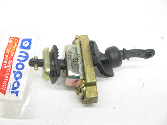 NEW Front Left Door Check Strap Arm OEM For 93-97 Concorde, New Yorker 4897829AA