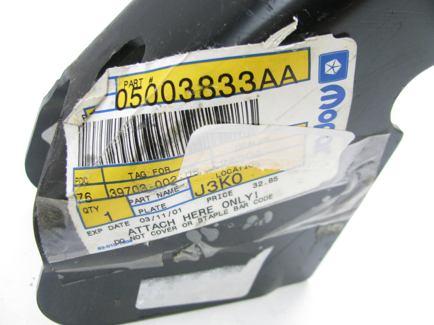 NEW - OEM Mopar 5003833AA Front Left Frame Rail Bracket For 2000-05 Jeep Wranger