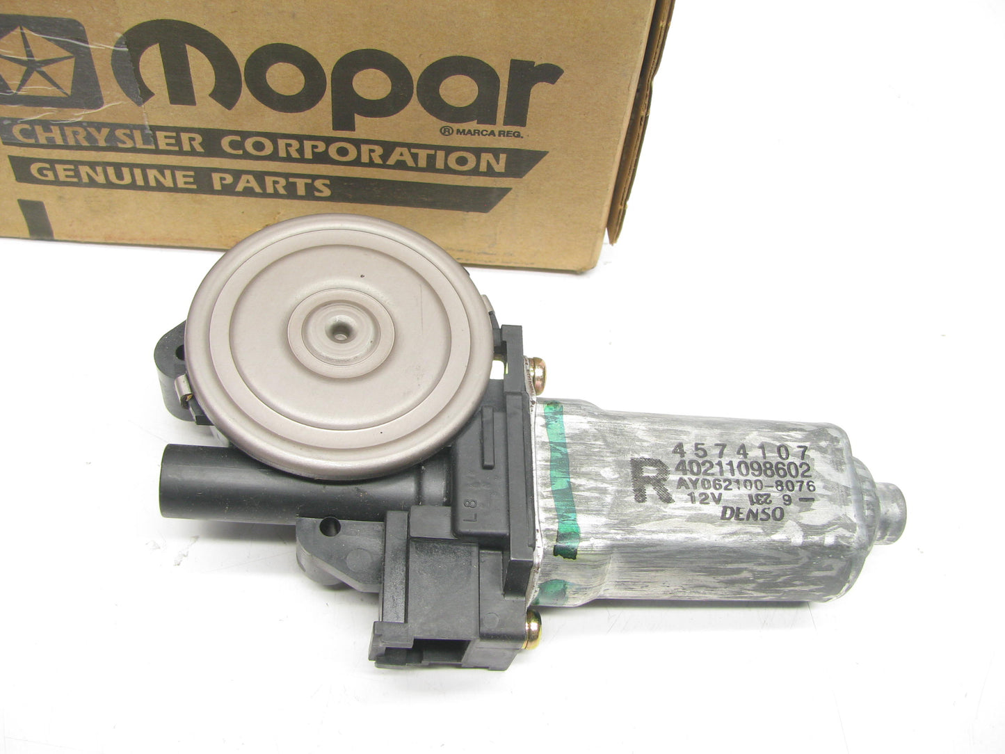 NEW - OEM Mopar 5012544AC Right Passenger Side Power Window Motor