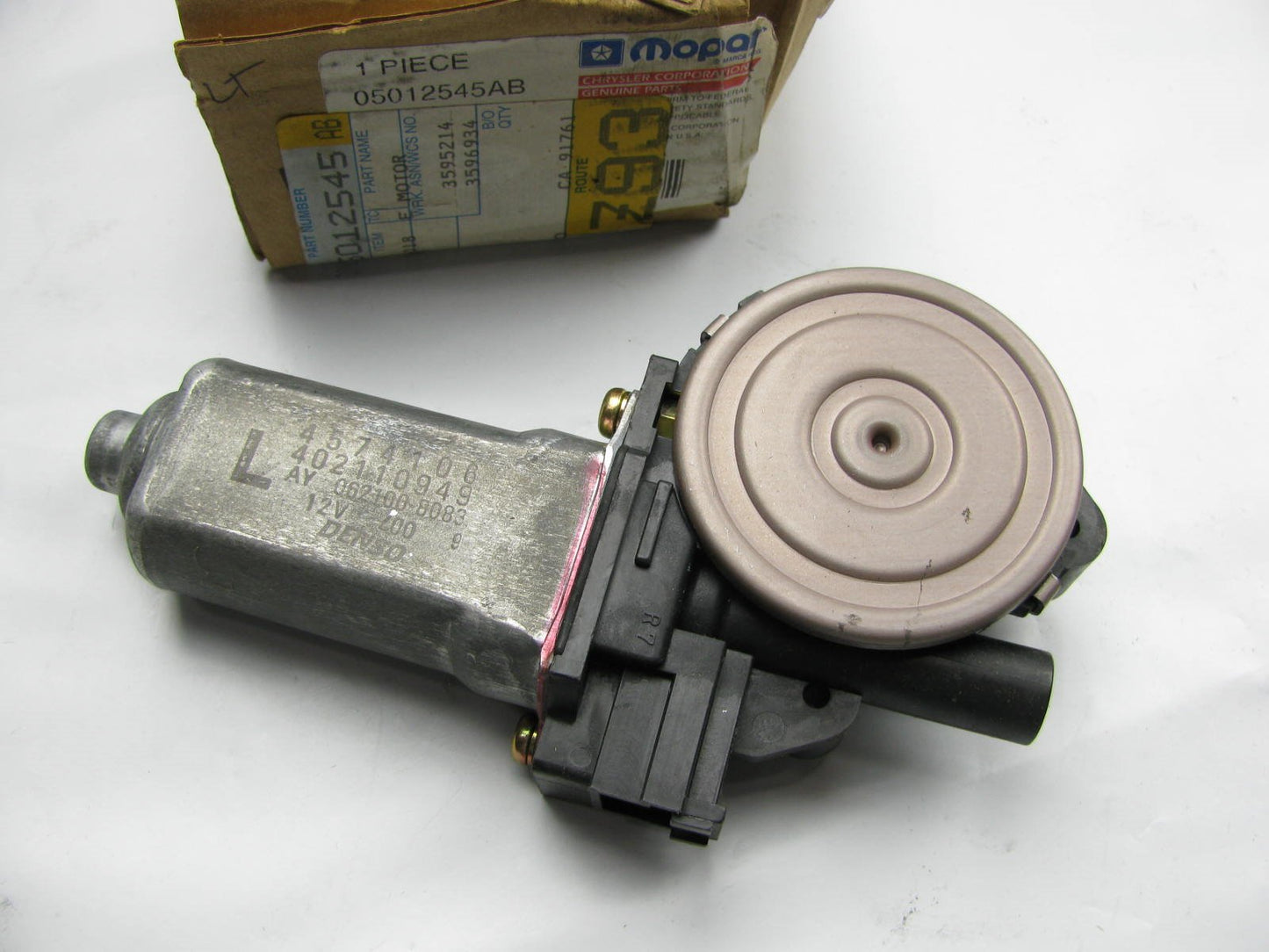 FRONT LEFT OEM Mopar 5012545AB Power Window Motor - 1999-2000 300M LHS Intrepid