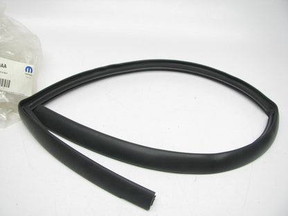 NEW 5020498AA FRONT RIGHT Weatherstrip Seal OEM For 01-07 Chrysler Mini Vans