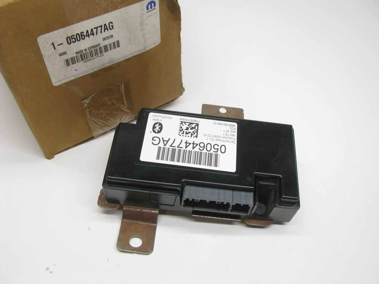 NEW OEM MOPAR 5064477AG Telematics Module For 2009 Jeep Commander