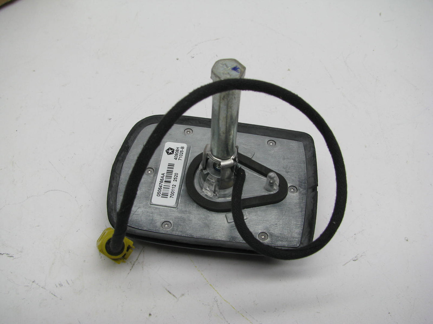 NEW OEM Satellite Radio Antenna 5064766AA For 09-10 Grand Caravan Town & Country