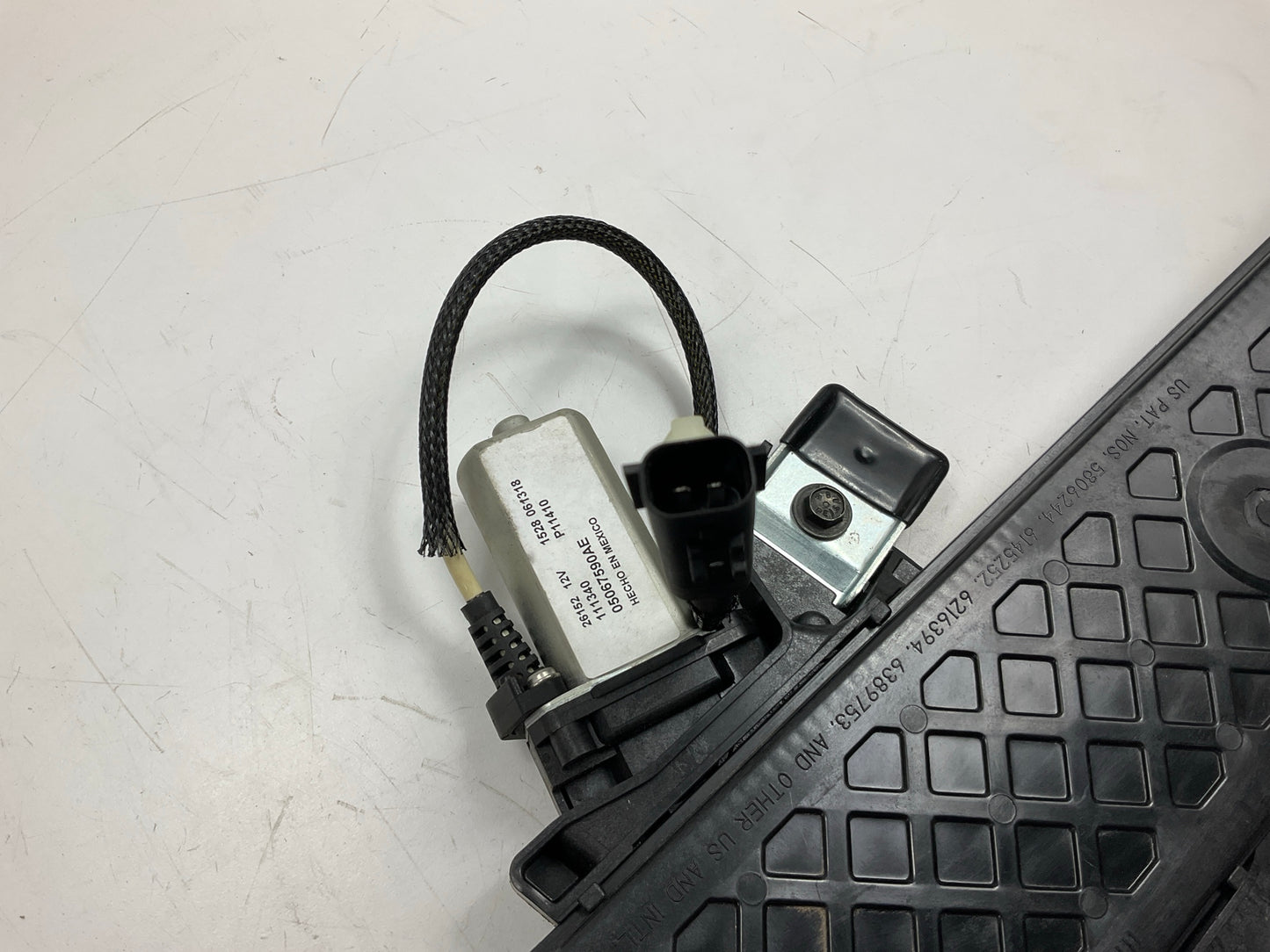 NEW OEM Mopar 5067590AE Front Right Window Motor For 06-10 Chrysler PT Cruiser