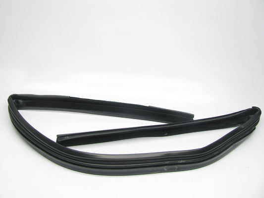 NEW - OEM 5074560AC Front Right Door Glass Weatherstrip For 2007-08 Chrysler 200