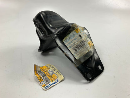 NOS OEM Mopar 52004346 Track Bar Bracket For 1987-1990 Jeep Cherokee, Comanche