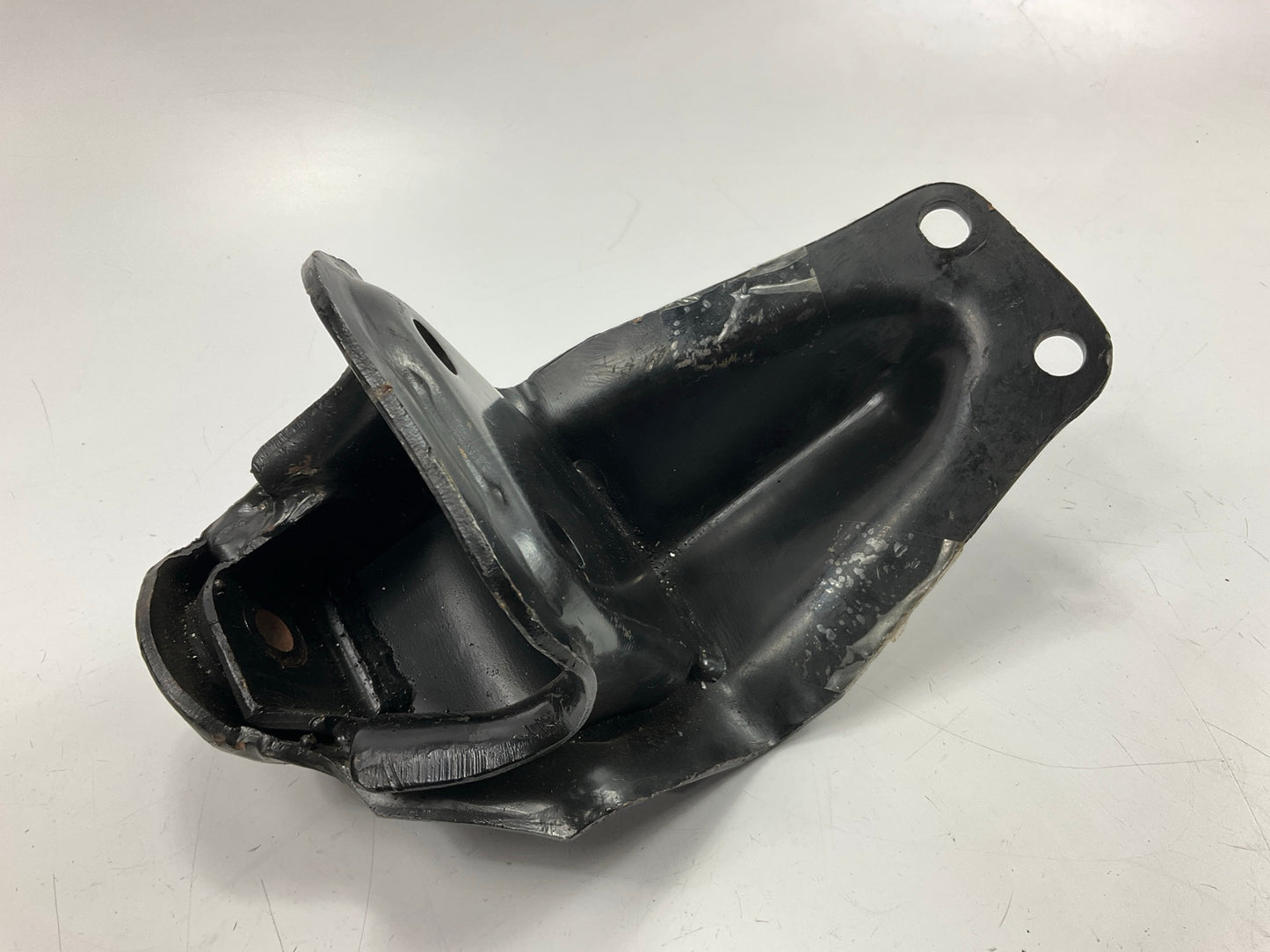 NOS OEM Mopar 52004346 Track Bar Bracket For 1987-1990 Jeep Cherokee, Comanche