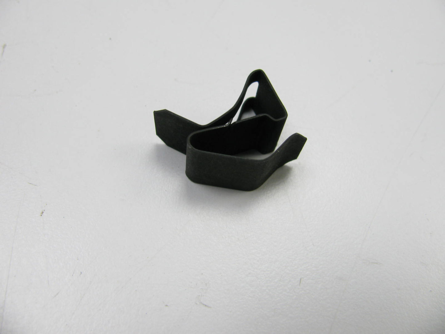 (6) NOS - OEM Retainer Clip For Hydraulic Clutch Tube 52107588 For 1999-03 TJ