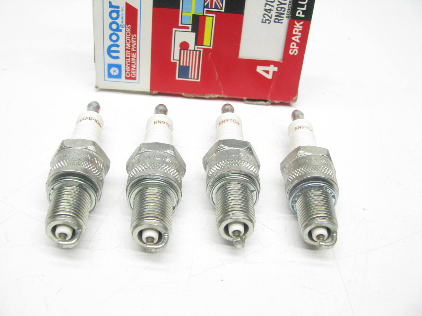 (4) NEW - OEM 5247001Champion Copper Plus Spark Plugs RN9YC4  For Mopar