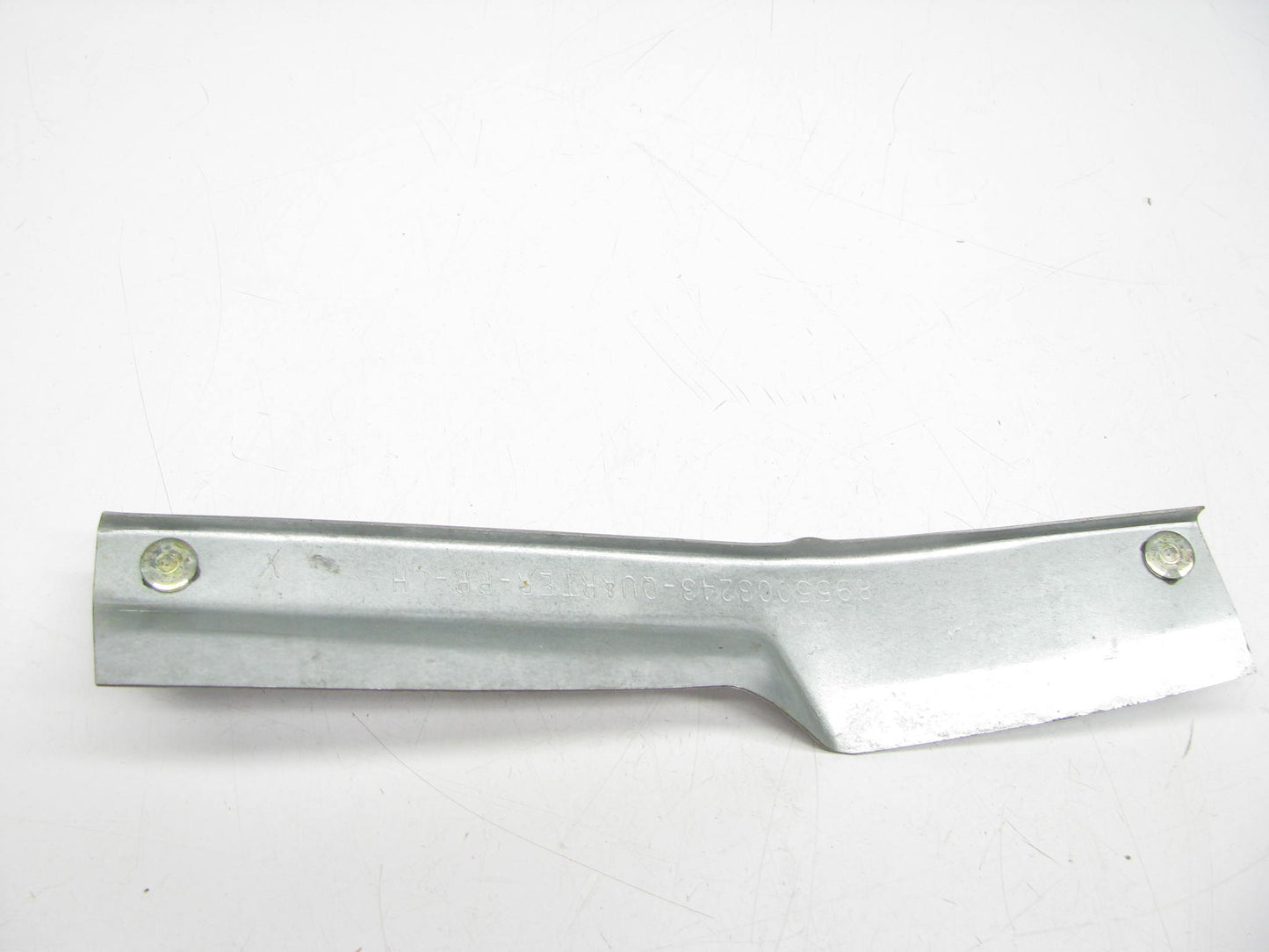 OEM  Left Rear Fender Flare Retainer For 1984-1996  Cherokee