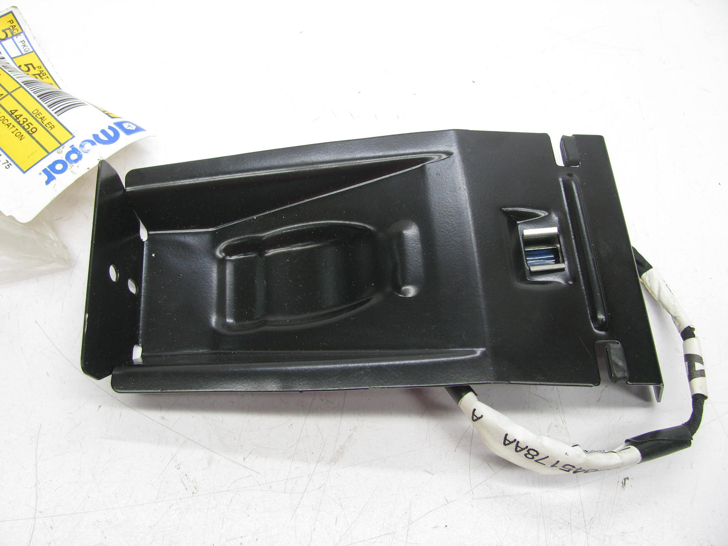 NEW - OEM Mopar 55055853AD Dash Ashtray Shield / Lamp For 1999-2002 Dodge Ram