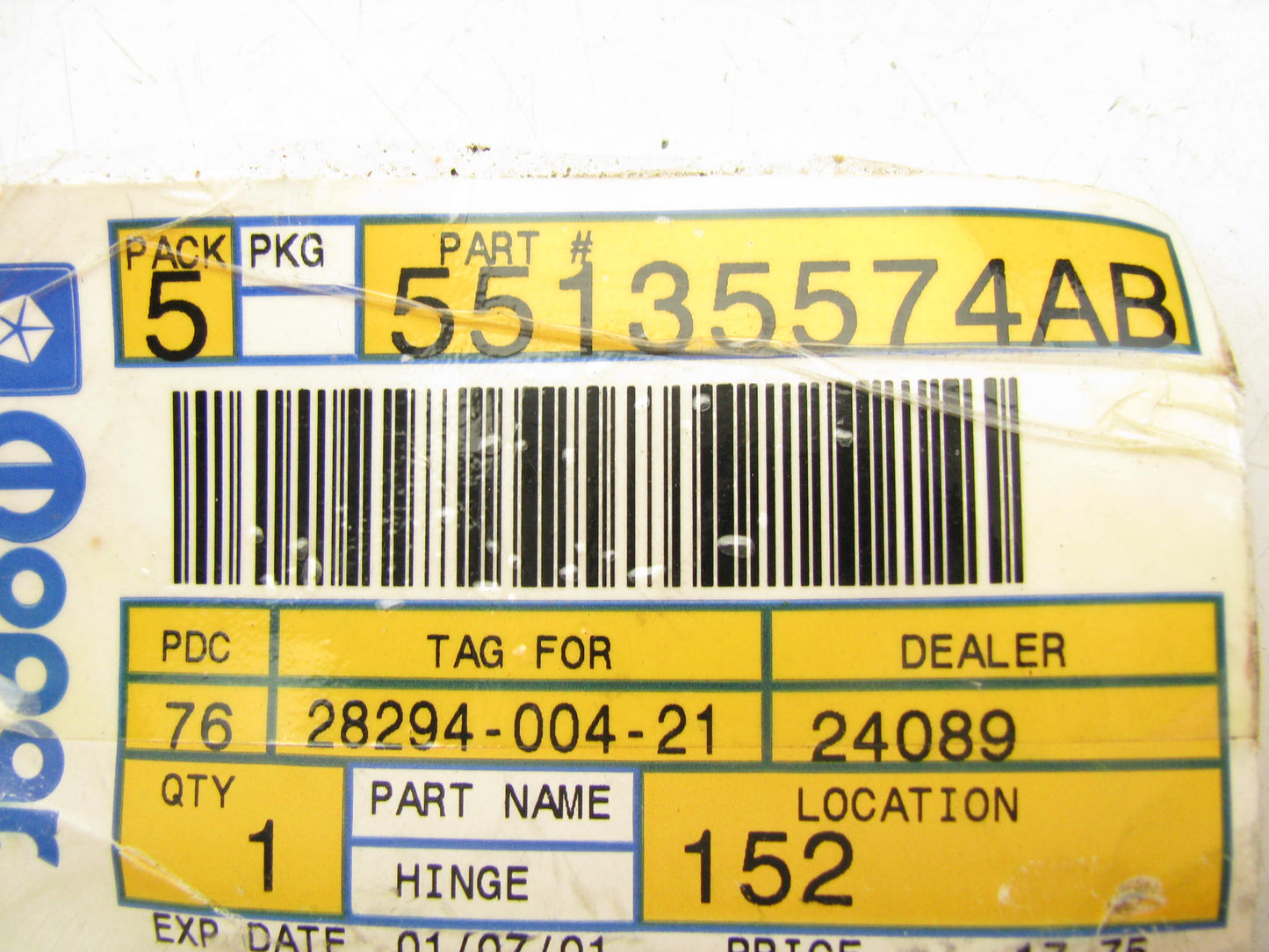 NOS OEM  Right Rear Upper Door Hinge 55135574AB  For 99-04  Grand Cherokee