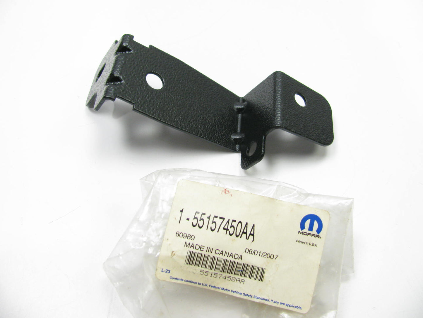 NEW - OEM Mopar 55157450AA Right Grille Bracket For 2005 Jeep Liberty