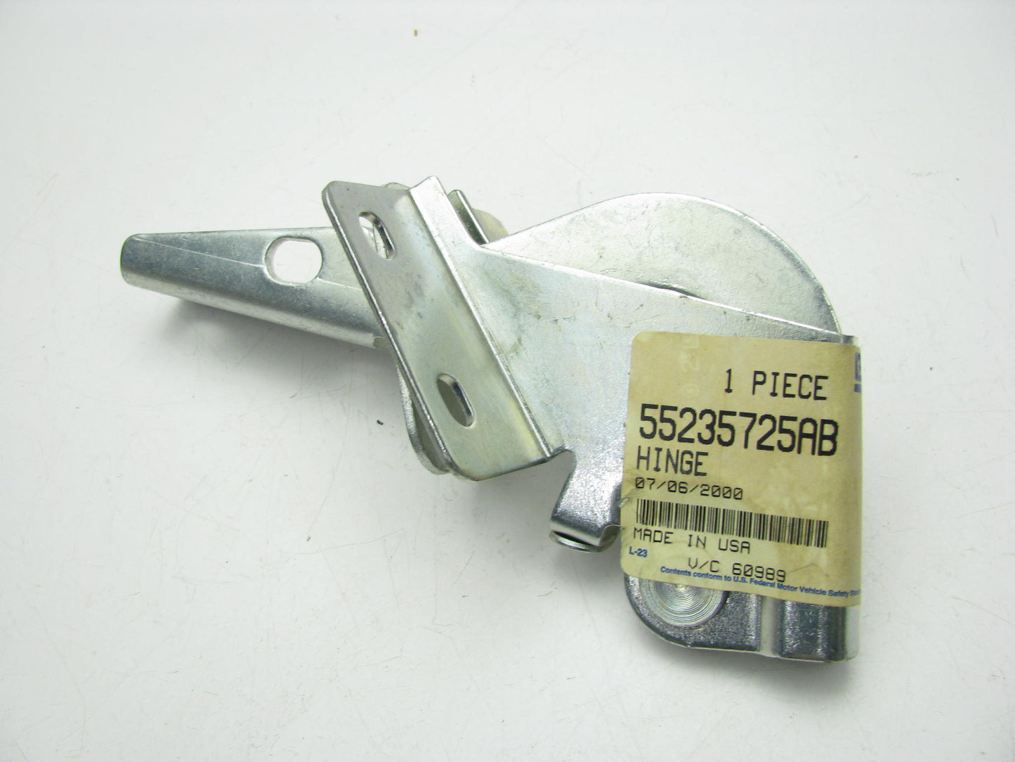 NEW OEM Hood Hinge 55235725AB For 2001 Cherokee
